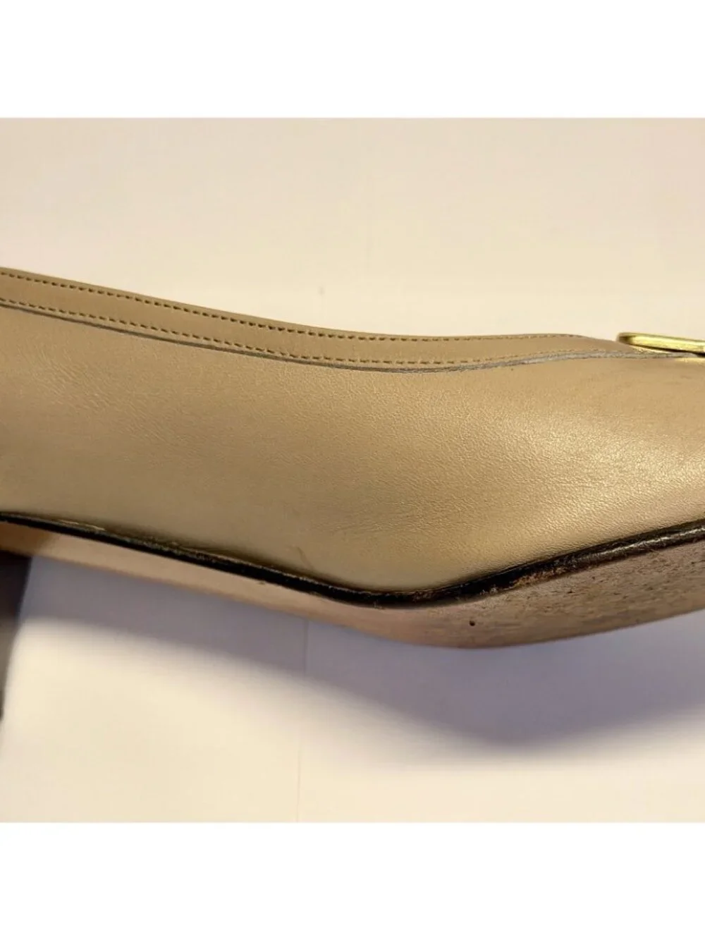 Salvatore Ferragamo Boutique Beige Leather Pumps Size 5B Low Heels - Picture 8 of 14
